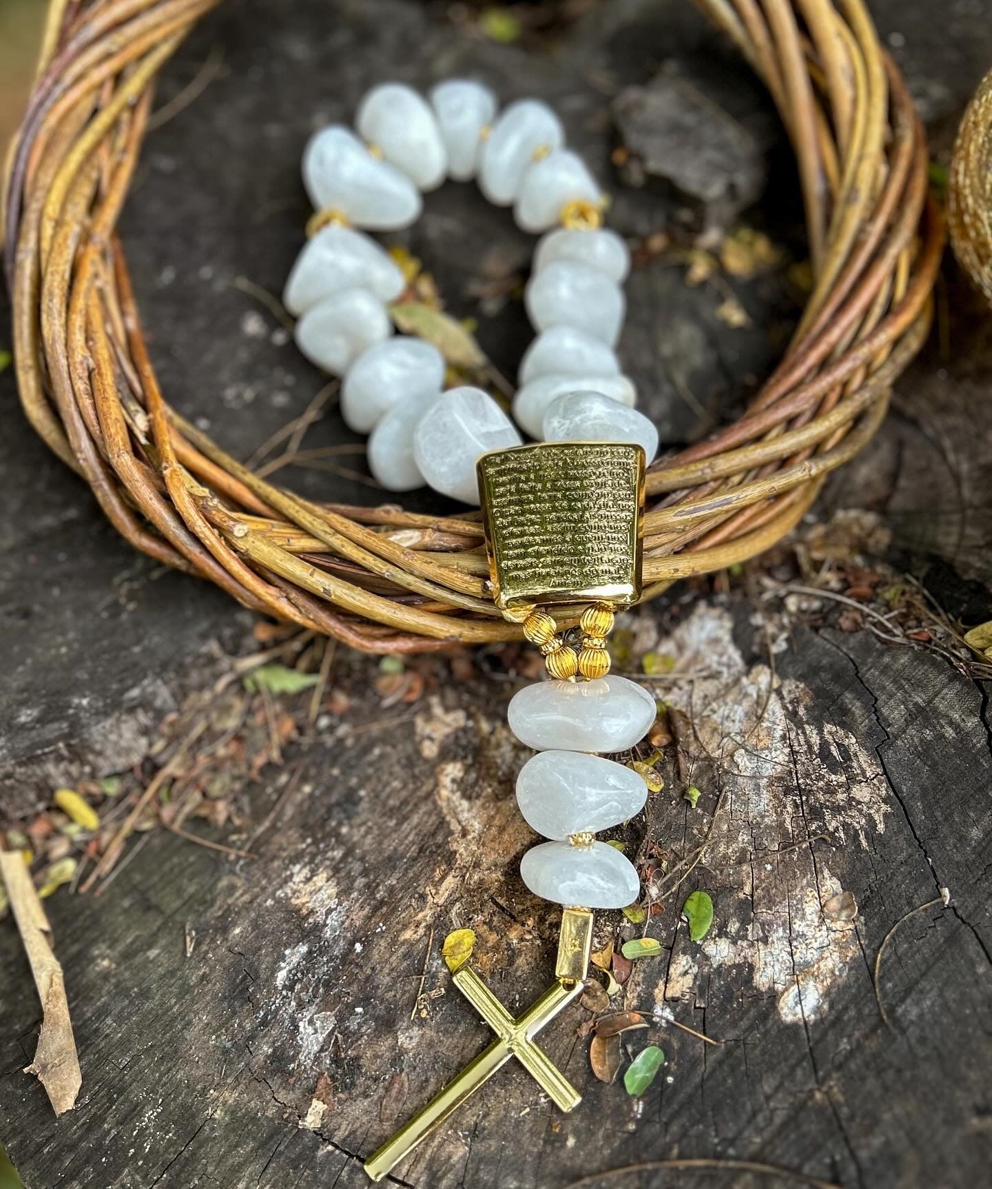 Terço Pai Nosso Pedras Naturais Quartzo Branco