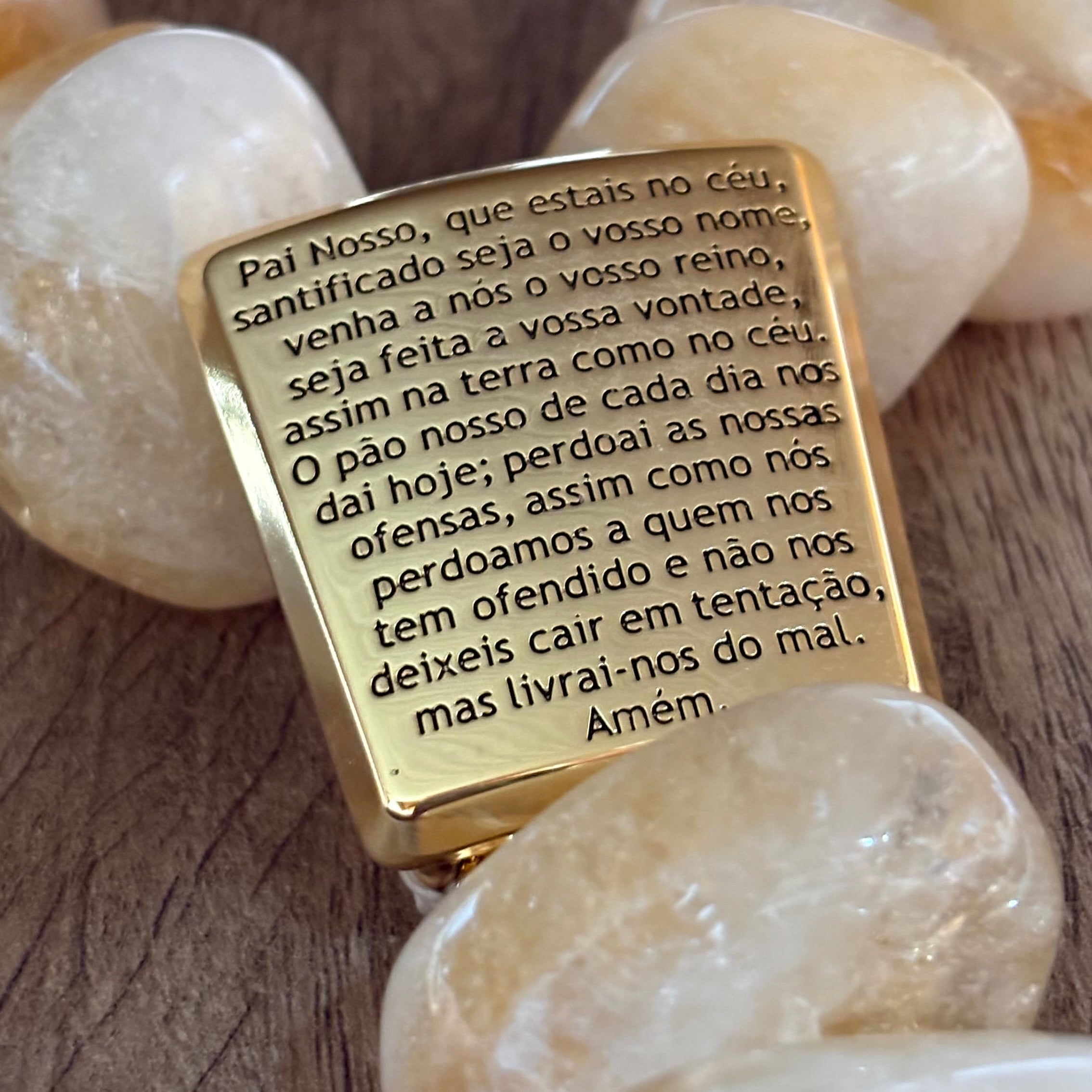 Terço Decorativo Pai Nosso de pedras naturais Citrino com medalha da Nossa Senhora