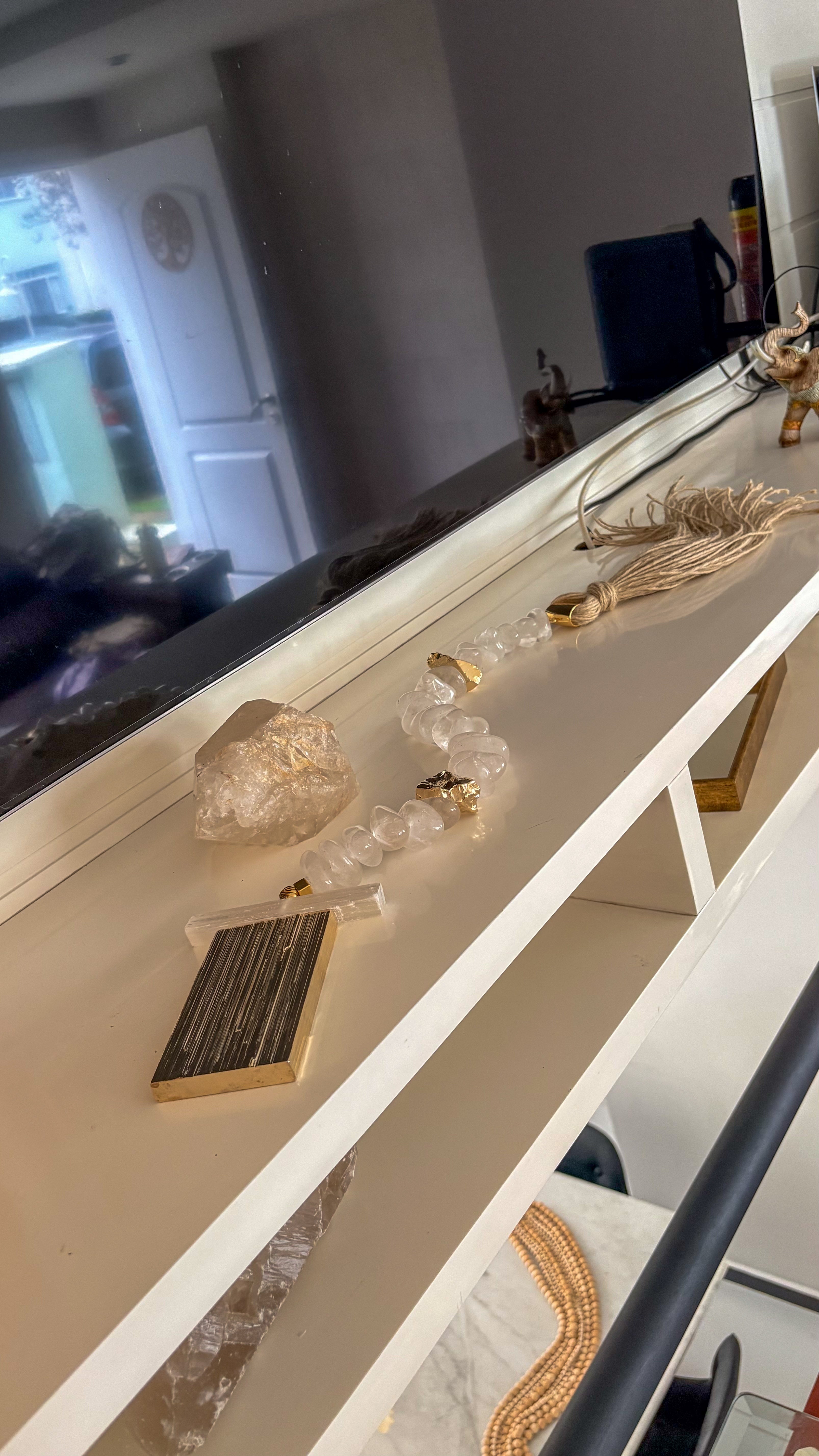 Colar de Mesa Rúbia - Cristal com selenita banhada